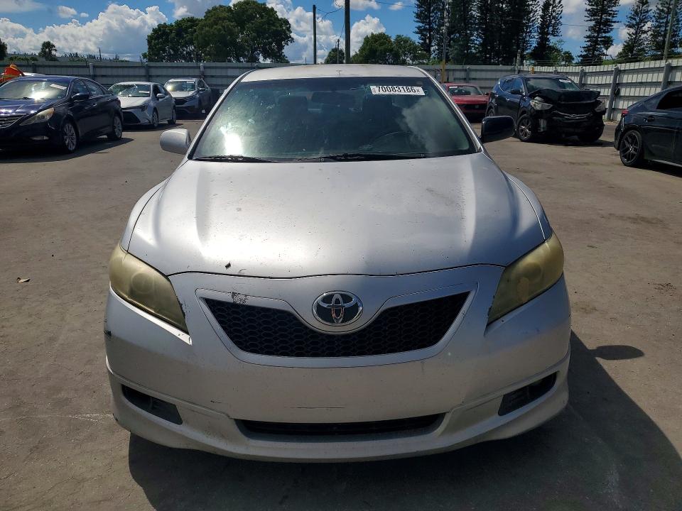 70083186 :رقم المزاد ، 4T1BE46K68U213013 vin ، 2008 Toyota Camry مزاد بيع
