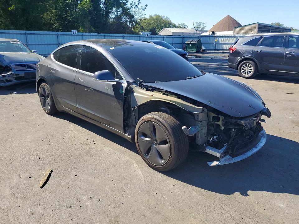Продажа на аукционе авто 2018 Tesla Model 3, vin: 5YJ3E1EA8JF056731, номер лота: 68351666