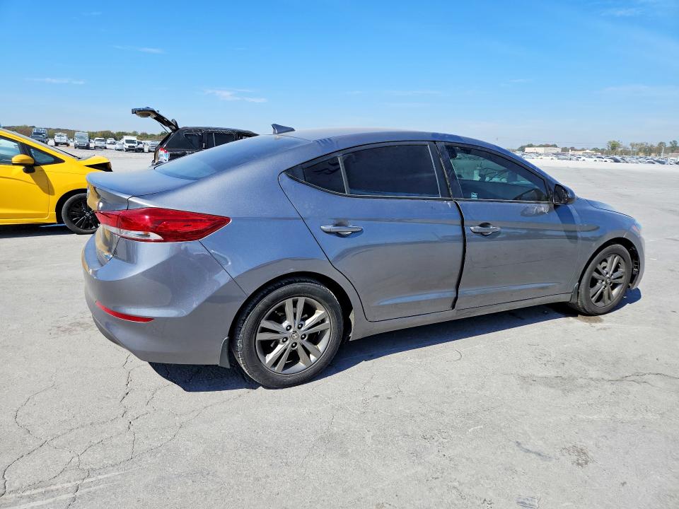 Продажа на аукционе авто 2018 Hyundai Elantra, vin: 5NPD84LF4JH246099, номер лота: 71226536