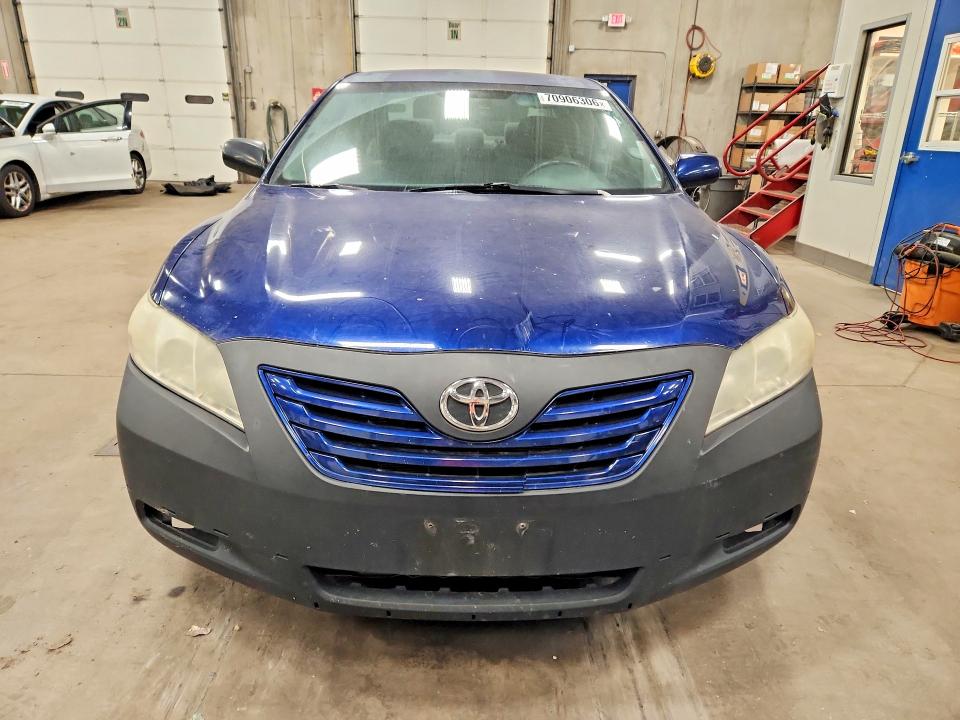 70906306 :رقم المزاد ، 4T1BE46K88U245512 vin ، 2008 Toyota Camry مزاد بيع