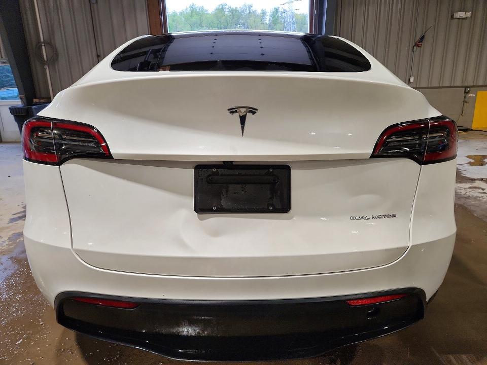 Aukcja sprzedaży 2025 Tesla Model Y, vin: 7SAYGDEE1SA355564, numer aukcji: 69384346