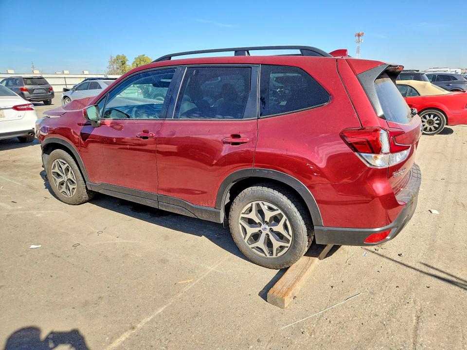 67409956 :رقم المزاد ، JF2SKAJC1MH519777 vin ، 2021 Subaru Forester مزاد بيع