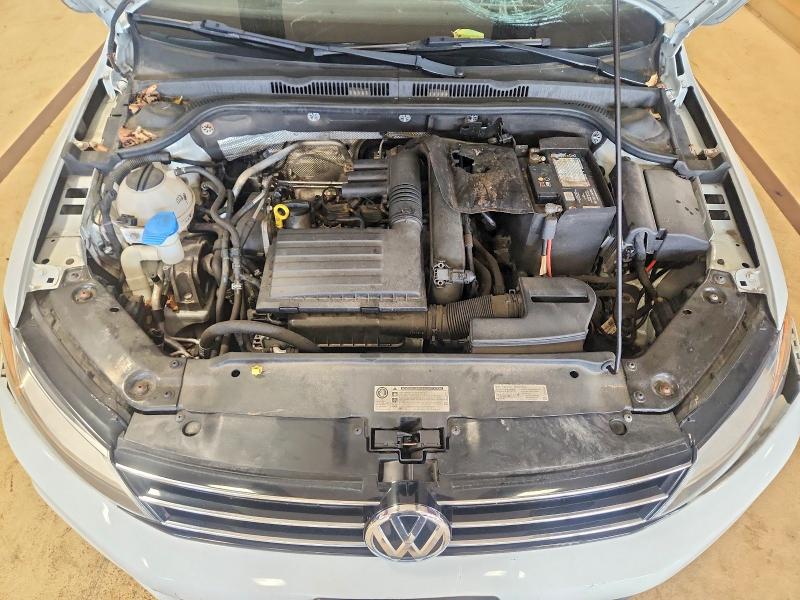 68262766 :رقم المزاد ، 3VW2B7AJXHM294631 vin ، 2017 Volkswagen Jetta مزاد بيع