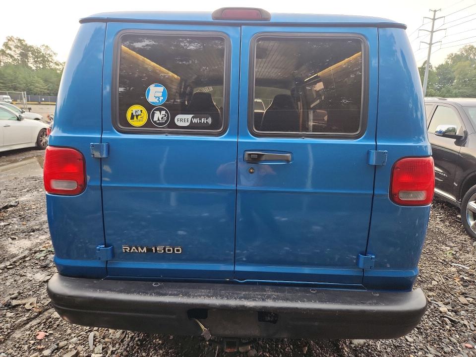 Продаж на аукціоні авто 1998 Dodge Ram Van, vin: 2B7HB11Y1WK120355, номер лоту: 67770966