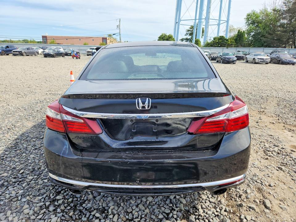 Продаж на аукціоні авто 2017 Honda Accord, vin: 1HGCR2F50HA079422, номер лоту: 68195356