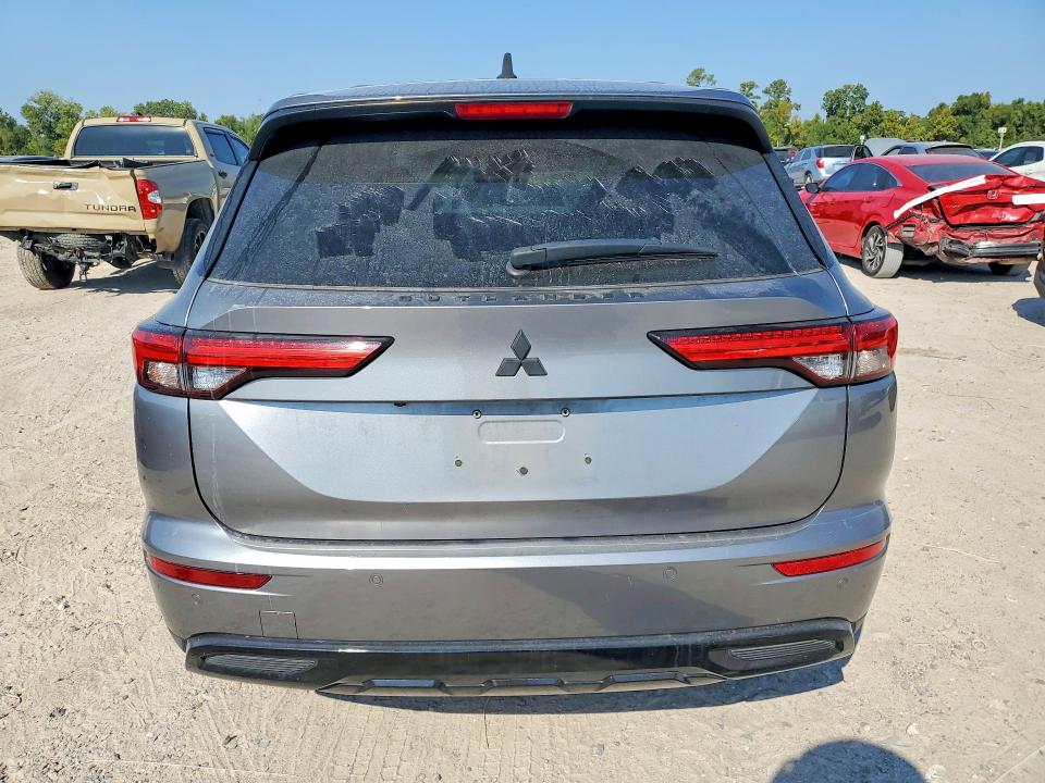 69776666 :رقم المزاد ، JA4J3UA89NZ076983 vin ، 2022 Mitsubishi Outlander مزاد بيع