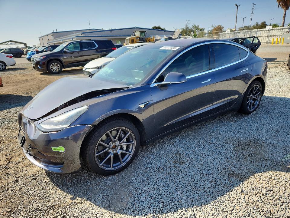 Продажа на аукционе авто 2018 Tesla Model 3, vin: 5YJ3E1EB2JF128600, номер лота: 70277836