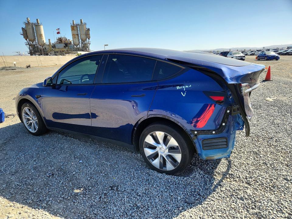 2023 Tesla Model Y მანქანა იყიდება აუქციონზე, vin: 7SAYGDED3PF947095, აუქციონის ნომერი: 70864576
