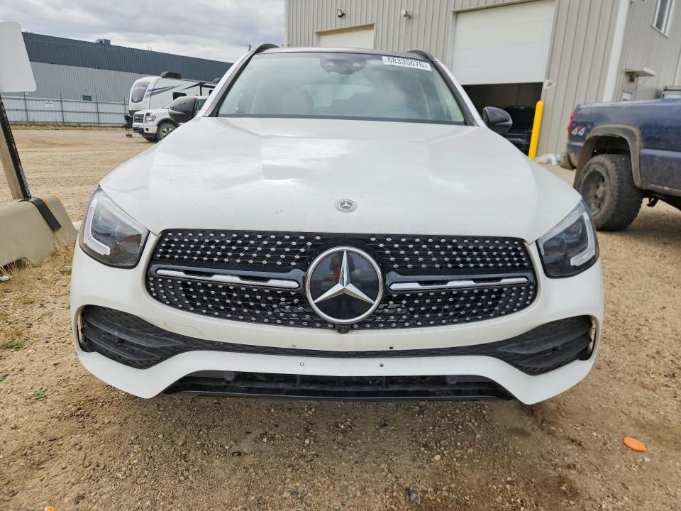 68335676 :رقم المزاد ، W1N0G8EBXMV270181 vin ، 2021 Mercedes-benz Glc مزاد بيع