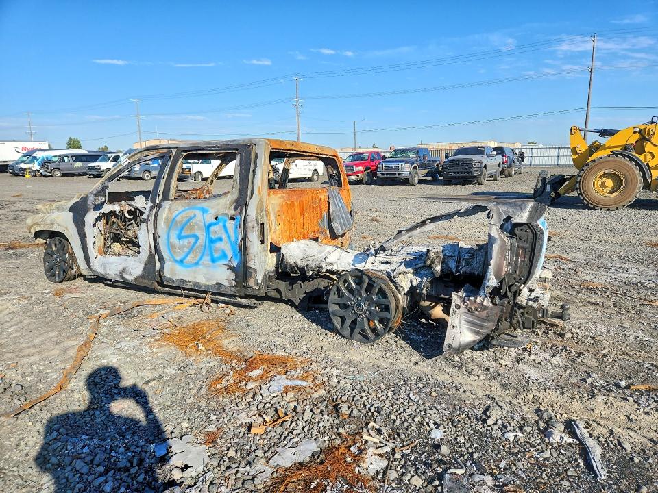 Aukcja sprzedaży 2023 Toyota Tundra, vin: 5TFNC5EC7PX003525, numer aukcji: 64112276