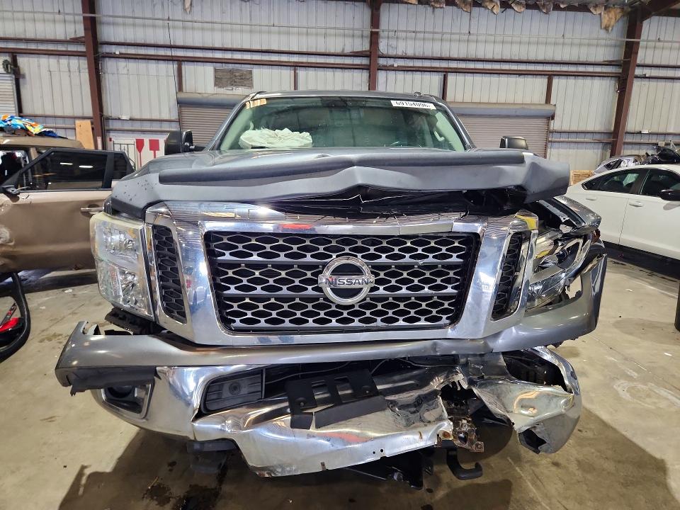 Продажа на аукционе авто 2017 Nissan Titan Xd, vin: 1N6BA1F22HN515677, номер лота: 69154096