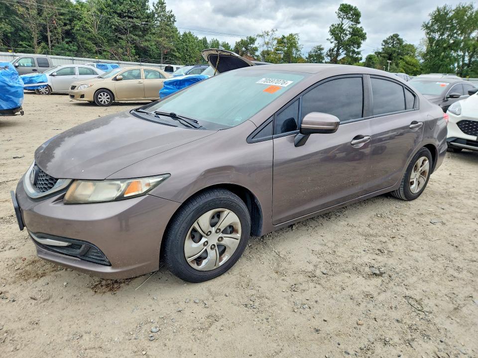 70597076 :رقم المزاد ، 19XFB2F57FE261970 vin ، 2015 Honda Civic مزاد بيع