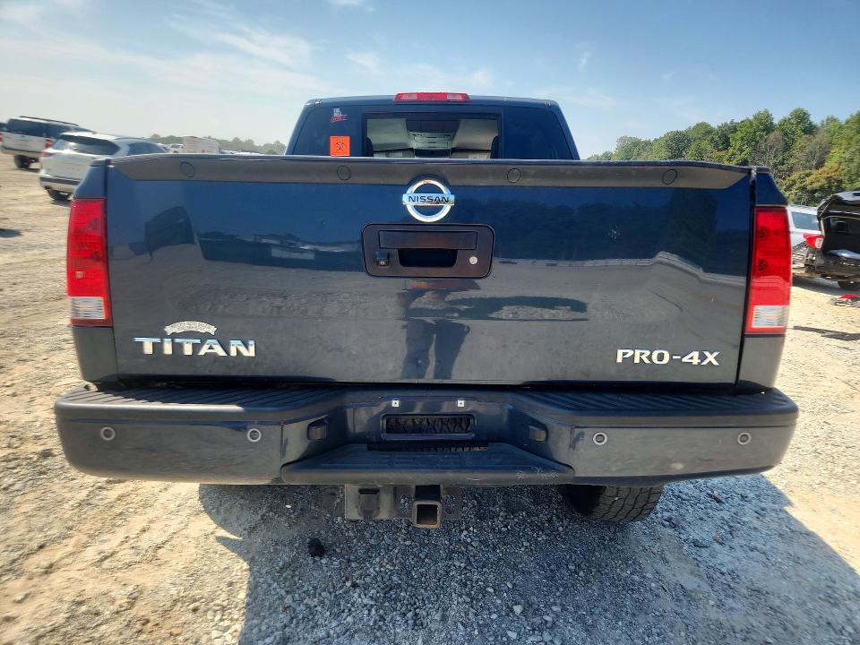 2015 Nissan Titan მანქანა იყიდება აუქციონზე, vin: 1N6AA0EC7FN504638, აუქციონის ნომერი: 67565916
