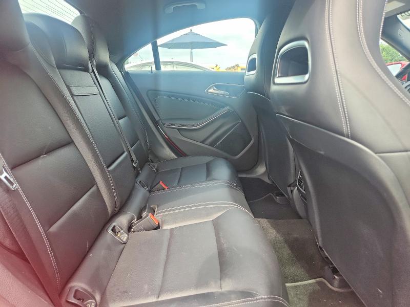 68161316 :رقم المزاد ، WDDSJ4GB4JN602902 vin ، 2018 Mercedes-benz Cla مزاد بيع
