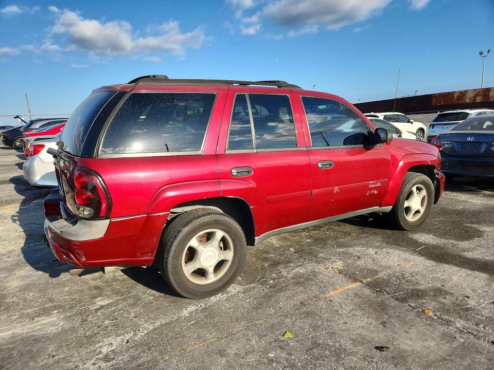 Продажа на аукционе авто 2007 Chevrolet Trailblazer, vin: 1GNDS13S372185424, номер лота: 69892666