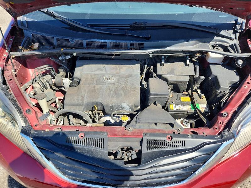 Продаж на аукціоні авто 2015 Toyota Sienna, vin: 5TDZK3DC5FS576342, номер лоту: 69192546