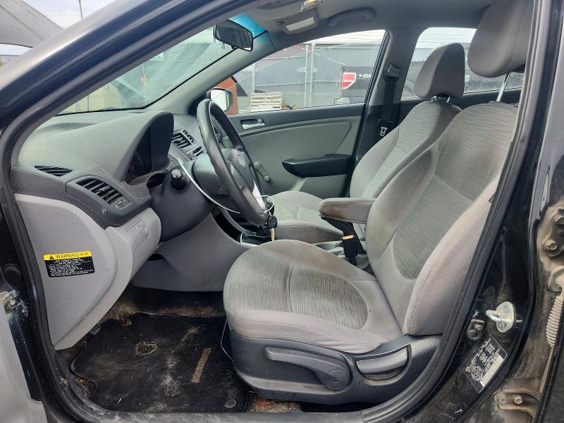69071456 :رقم المزاد ، KMHCT4AE2FU806411 vin ، 2015 Hyundai Accent مزاد بيع