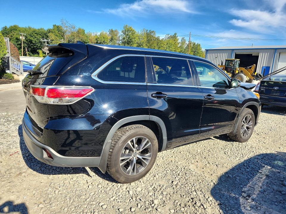 70330076 :رقم المزاد ، 5TDJKRFH0GS295592 vin ، 2016 Toyota Highlander مزاد بيع