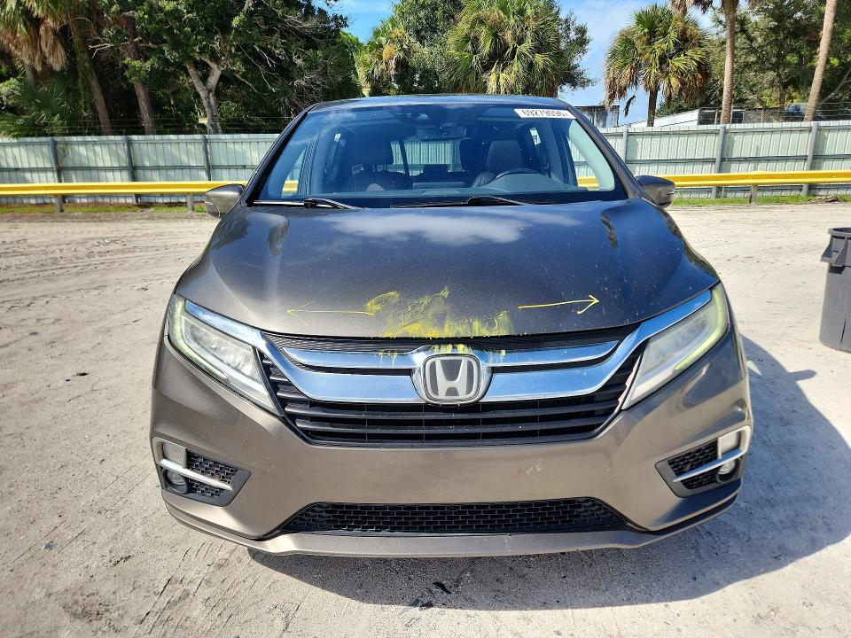 Продажа на аукционе авто 2018 Honda Odyssey, vin: 5FNRL6H93JB018984, номер лота: 69279096