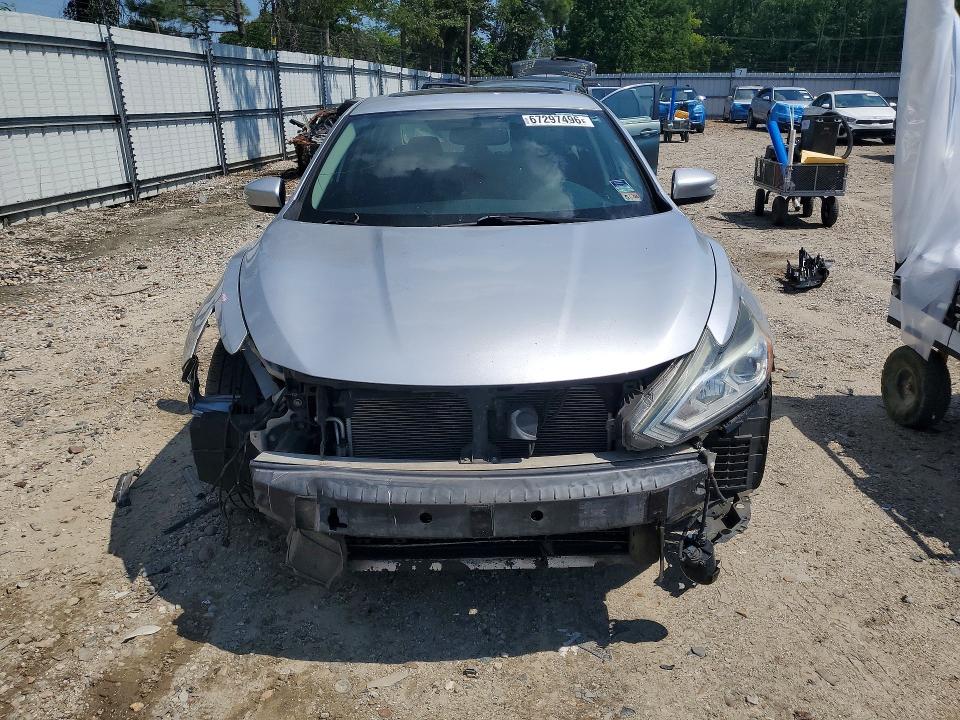 2016 Nissan Altima მანქანა იყიდება აუქციონზე, vin: 1N4AL3AP5GC183015, აუქციონის ნომერი: 67297496
