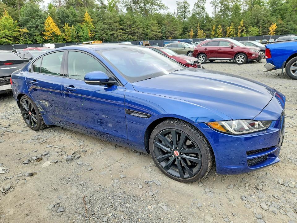 Продажа на аукционе авто 2017 Jaguar Xe, vin: SAJAK4BV9HA952033, номер лота: 69687736