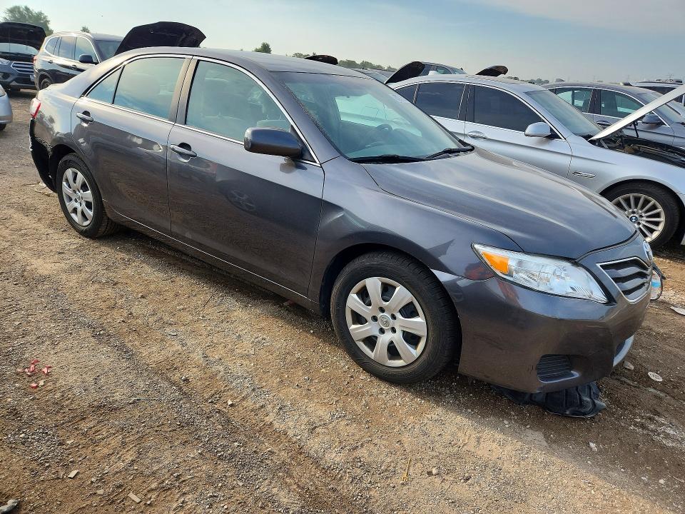 67371626 :رقم المزاد ، 4T4BF3EK7AR077317 vin ، 2010 Toyota Camry مزاد بيع