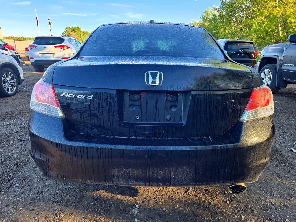 68105806 :رقم المزاد ، 1HGCP2F83AA093420 vin ، 2010 Honda Accord مزاد بيع