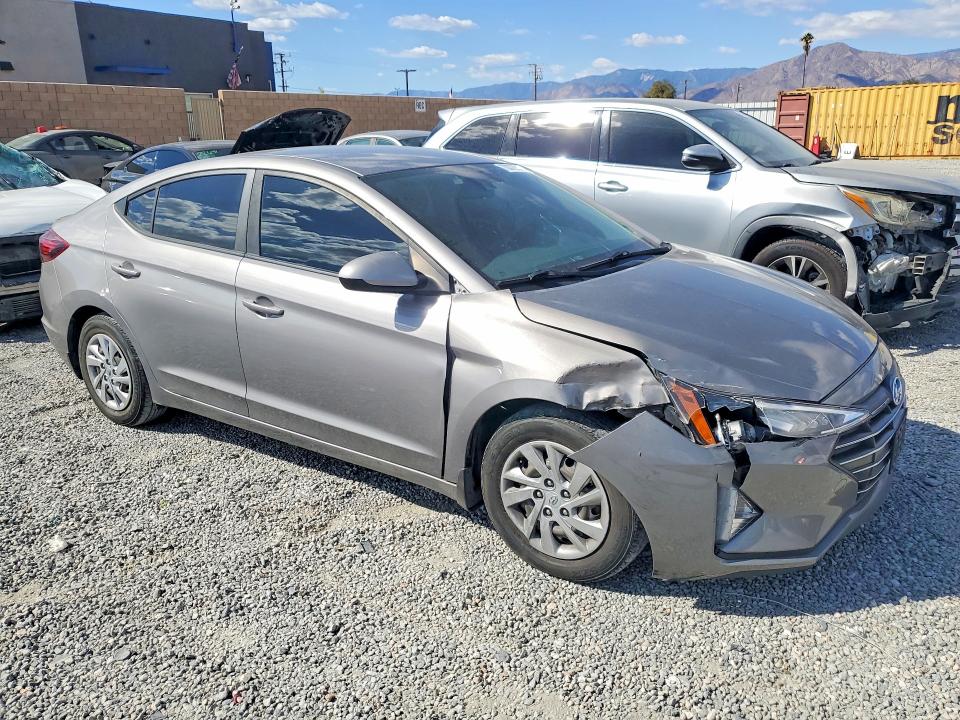 2020 Hyundai Elantra მანქანა იყიდება აუქციონზე, vin: KMHD74LF0LU108289, აუქციონის ნომერი: 70373846