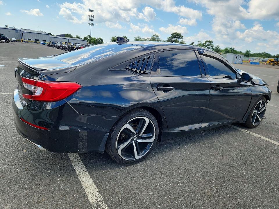 2022 Honda Accord მანქანა იყიდება აუქციონზე, vin: 1HGCV1F41NA014359, აუქციონის ნომერი: 67237576