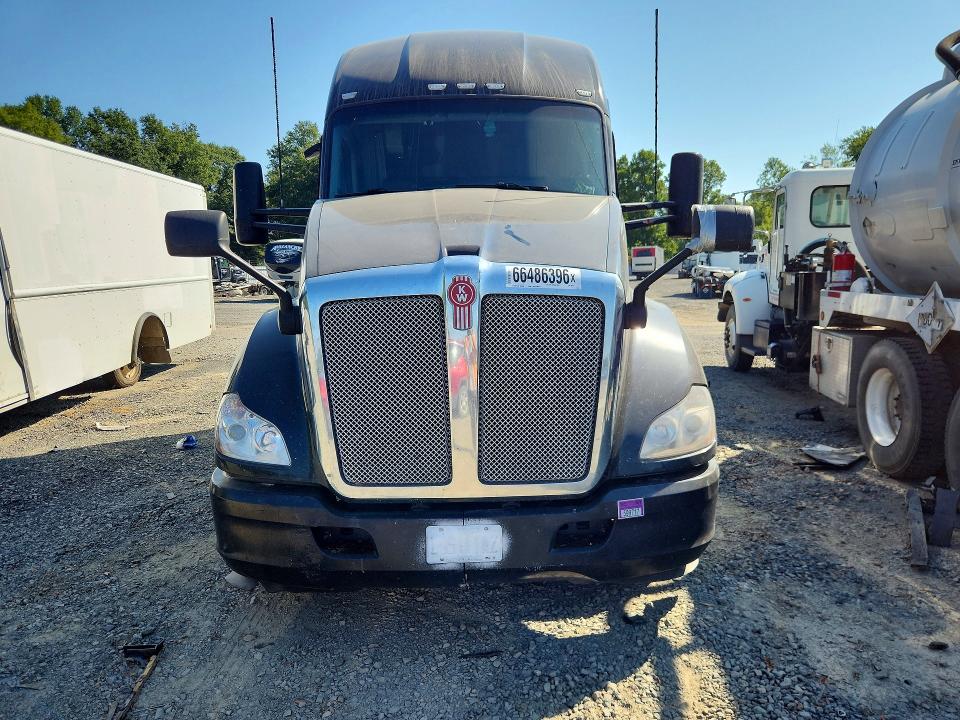 66486396 :رقم المزاد ، 1XKYDP9X3NJ100731 vin ، 2022 Kenworth Construction مزاد بيع