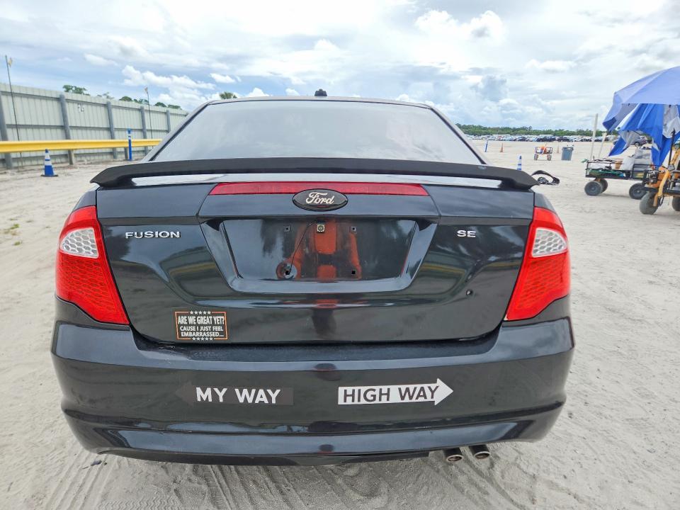 70864966 :رقم المزاد ، 3FAHP0HA8AR392695 vin ، 2010 Ford Fusion مزاد بيع