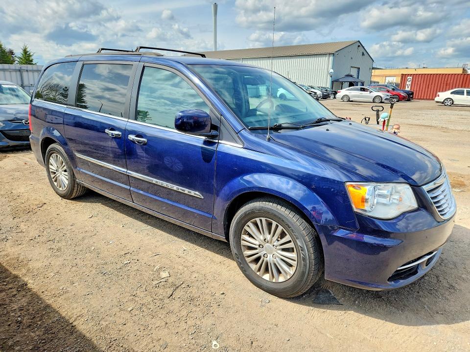 2016 Chrysler Town & Country მანქანა იყიდება აუქციონზე, vin: 2C4RC1CG8GR149835, აუქციონის ნომერი: 68016006