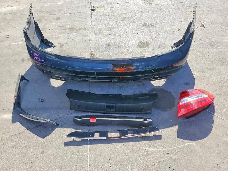 2012 Mercedes-benz C მანქანა იყიდება აუქციონზე, vin: WDDGF8BB6CR193660, აუქციონის ნომერი: 68674866