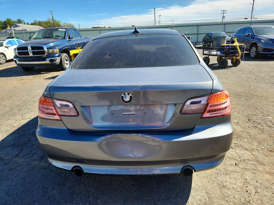2010 Bmw 335 მანქანა იყიდება აუქციონზე, vin: WBAWC7C50AE271109, აუქციონის ნომერი: 70337816