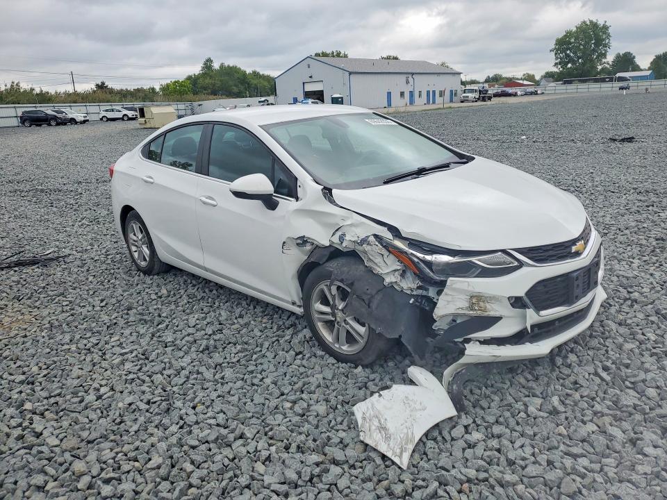2018 Chevrolet Cruze მანქანა იყიდება აუქციონზე, vin: 1G1BE5SM2J7104627, აუქციონის ნომერი: 69642036