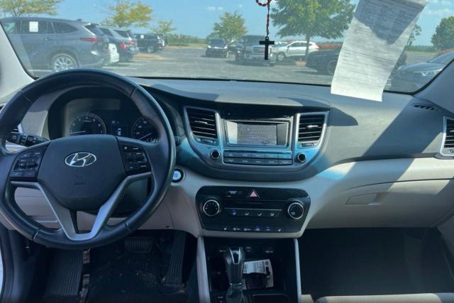 Продажа на аукционе авто 2017 Hyundai Tucson, vin: KM8J3CA2XHU275940, номер лота: 69829776
