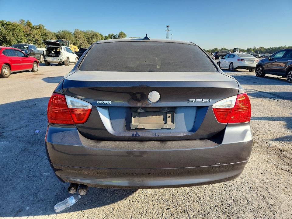 68150686 :رقم المزاد ، WBAVB13556KX67902 vin ، 2006 Bmw 325 مزاد بيع