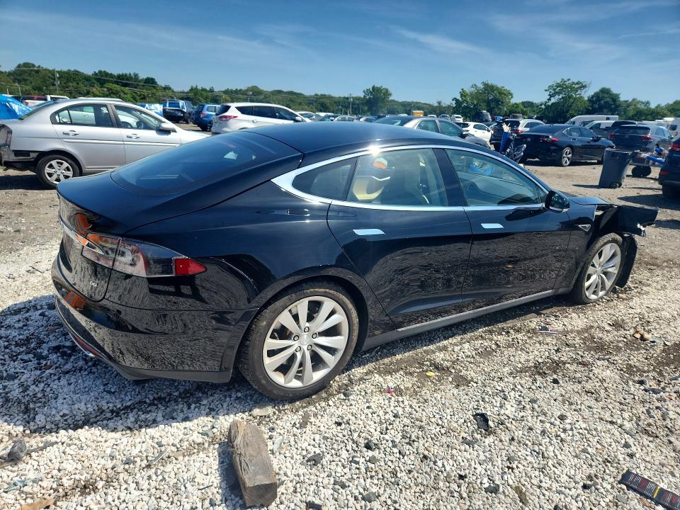Aukcja sprzedaży 2014 Tesla Model S, vin: 5YJSA1S16EFP62131, numer aukcji: 65927786