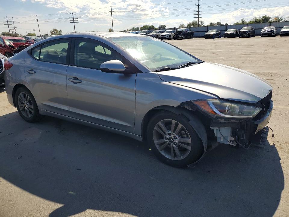 Продажа на аукционе авто 2017 Hyundai Elantra, vin: 5NPD84LF6HH043385, номер лота: 69898016