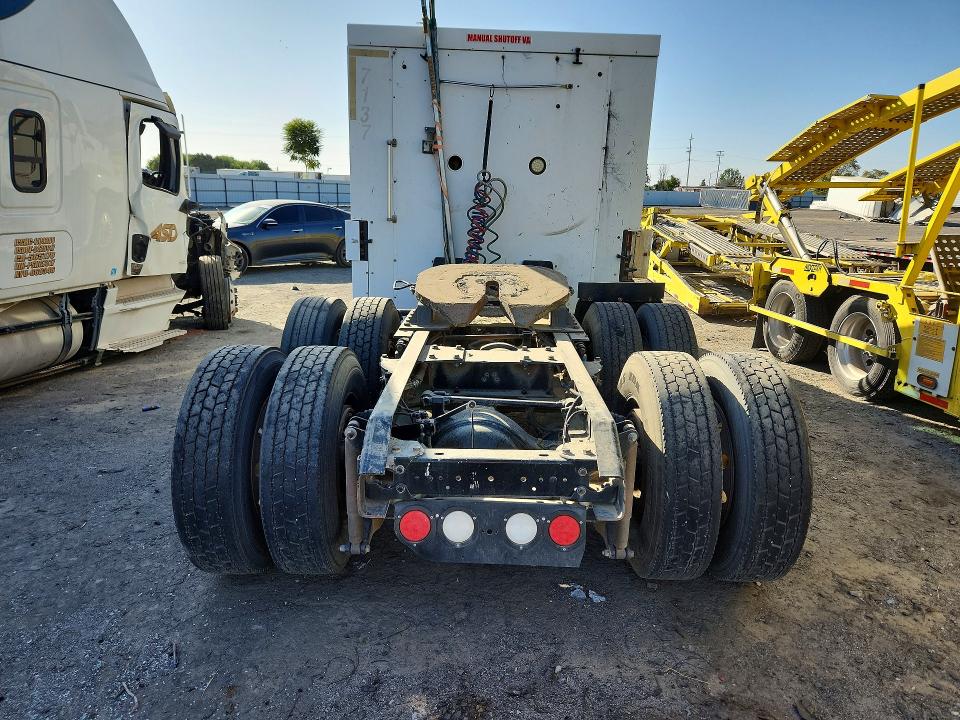 Продажа на аукционе авто 2015 Kenworth Construction, vin: 1NKAD39X0FJ455863, номер лота: 66857176