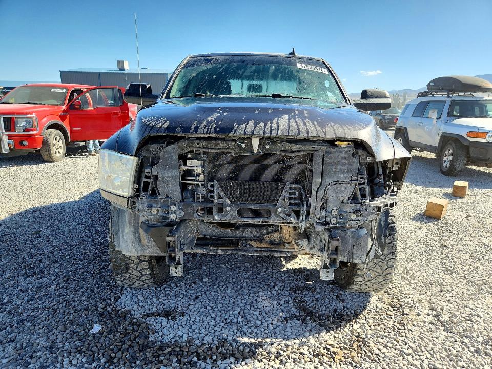 67536316 :رقم المزاد ، 3C6UR5MJ7JG161392 vin ، 2018 Ram 2500 مزاد بيع