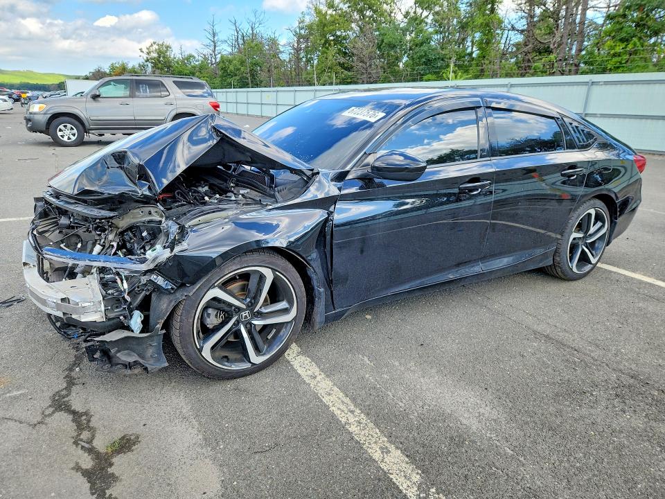 Auction sale of the 2022 Honda Accord, vin: 1HGCV1F41NA014359, lot number: 67237576