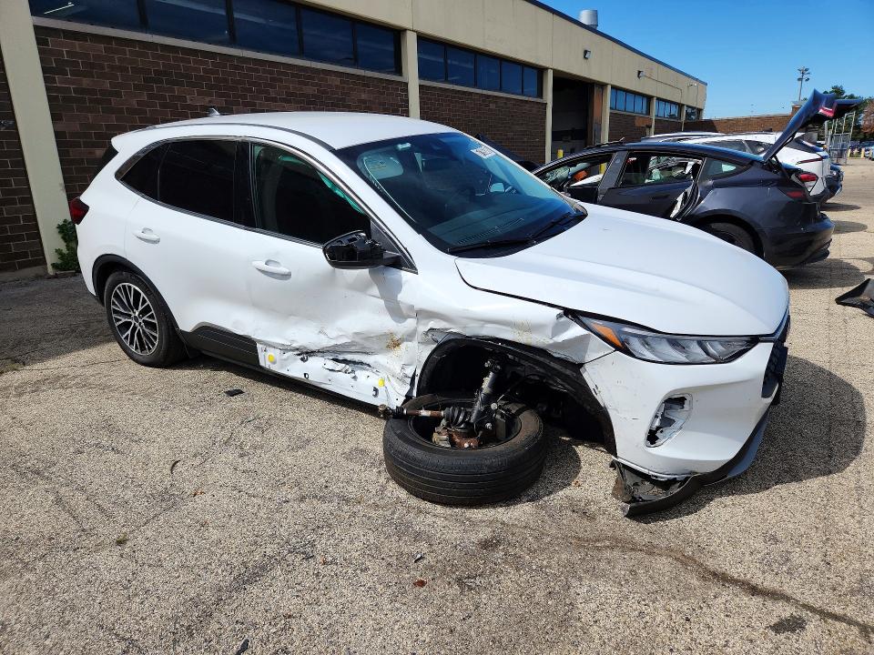 Продаж на аукціоні авто 2023 Ford Escape, vin: 1FMCU9GZ5PUA68478, номер лоту: 67196386