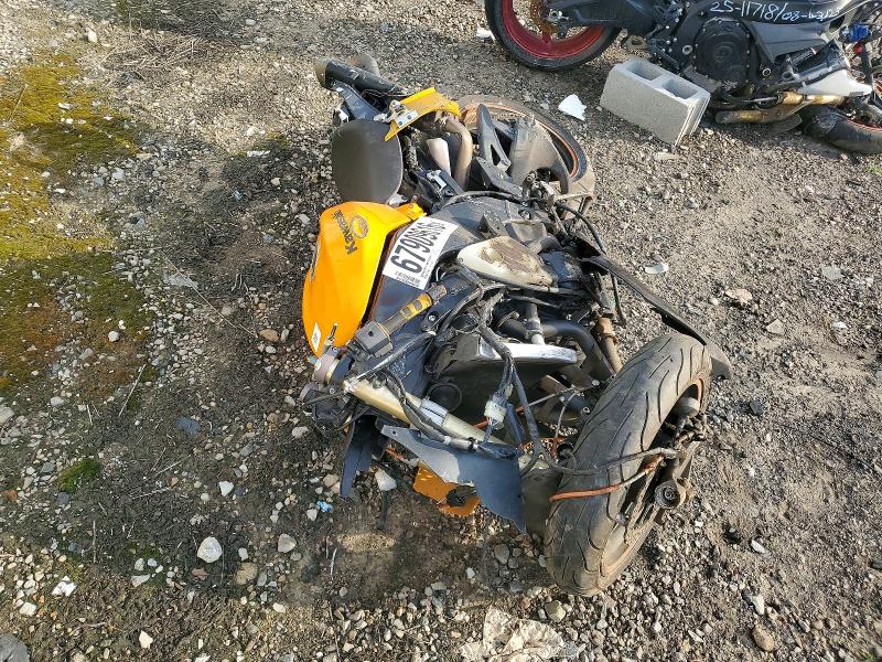 67909616 :رقم المزاد ، JKAZXCD106A013318 vin ، 2006 Kawasaki Zx1000 مزاد بيع