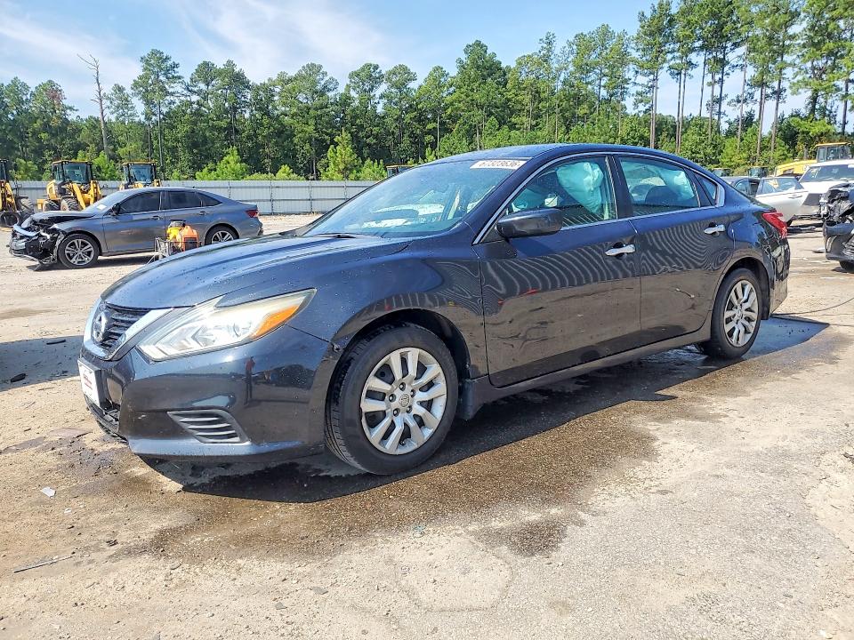 67323636 :رقم المزاد ، 1N4AL3AP7HC278211 vin ، 2017 Nissan Altima مزاد بيع