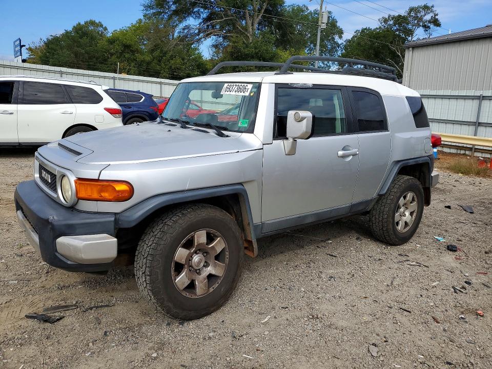 2007 Toyota Fj Cruiser მანქანა იყიდება აუქციონზე, vin: JTEBU11F970036104, აუქციონის ნომერი: 69373606