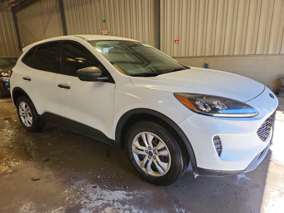 70466906 :رقم المزاد ، 1FMCU9F68MUA68476 vin ، 2021 Ford Escape مزاد بيع