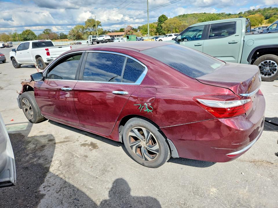 Продажа на аукционе авто 2017 Honda Accord, vin: 1HGCR2F37HA266140, номер лота: 69999516