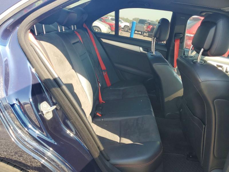 Продажа на аукционе авто 2013 Mercedes-benz C, vin: WDDGF8AB9DR244006, номер лота: 69753846