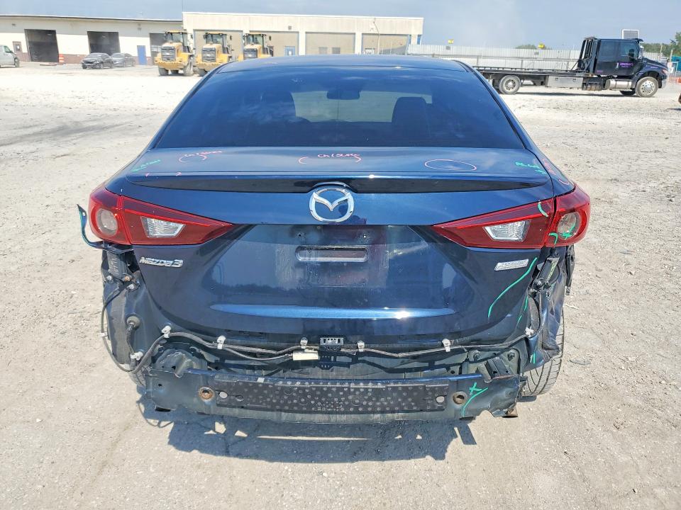 2018 Mazda 3 მანქანა იყიდება აუქციონზე, vin: 3MZBN1V37JM164909, აუქციონის ნომერი: 69389796